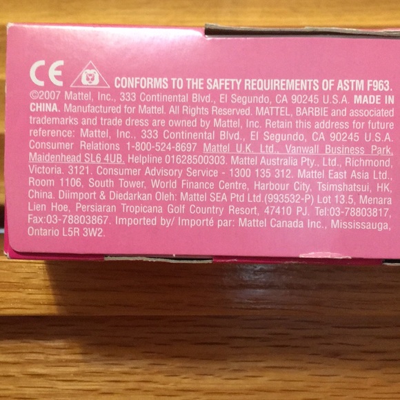 Year 2007 Barbie Fashion Fever Series 12” doll set new in the box - Picture 6 of 6